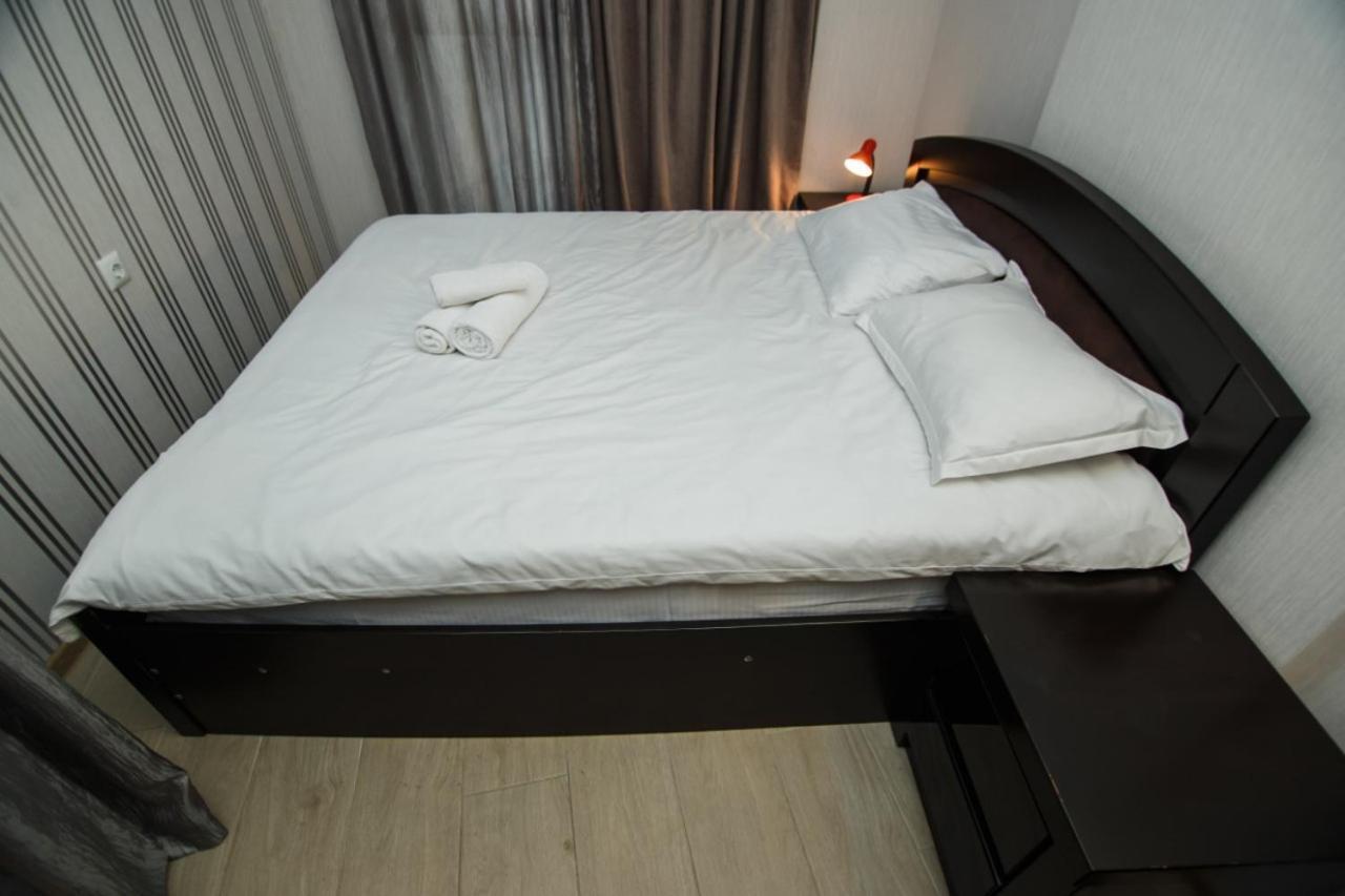 Appartamento Rezal Plaza Batumi Esterno foto